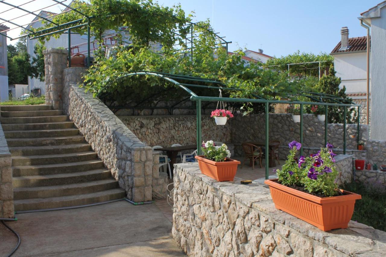 Apartments And Rooms With Parking Space Njivice, Krk - 5458 Zewnętrze zdjęcie