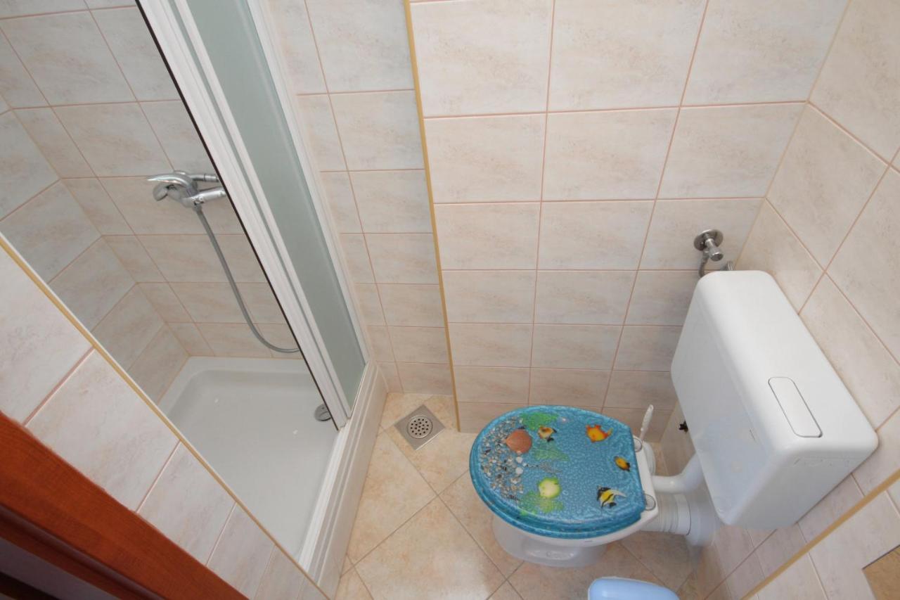 Apartments And Rooms With Parking Space Njivice, Krk - 5458 Zewnętrze zdjęcie