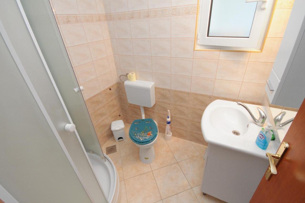 Apartments And Rooms With Parking Space Njivice, Krk - 5458 Zewnętrze zdjęcie