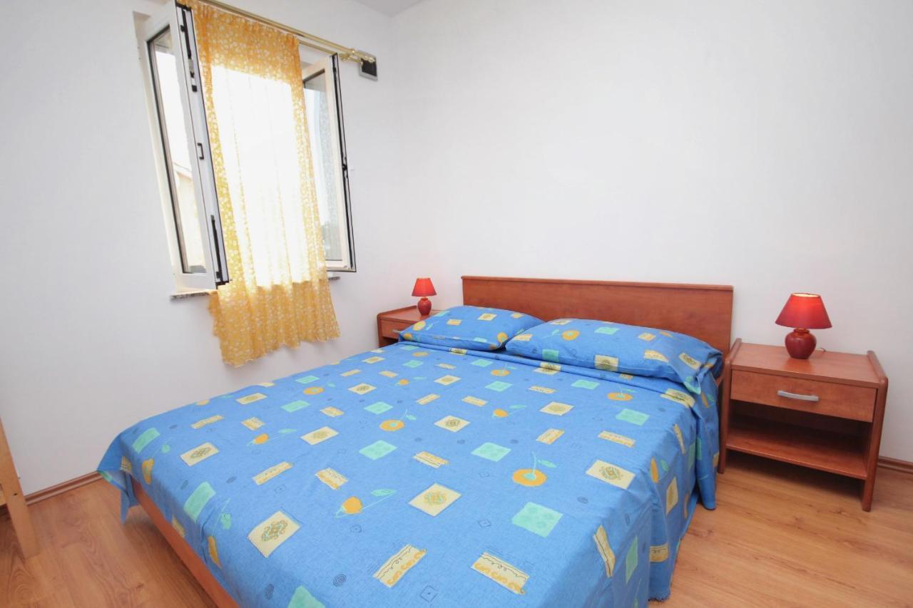 Apartments And Rooms With Parking Space Njivice, Krk - 5458 Zewnętrze zdjęcie